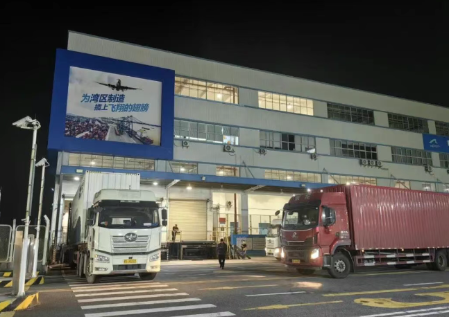 “马”‌力全开 | 东莞空港中心通关再提速，春节假期运送货物近800吨！